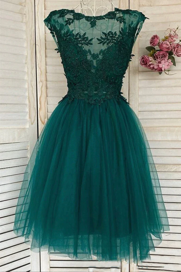Round Neck Green Lace Short Prom Homecoming Formal Graduation Evening Dress KPH0609