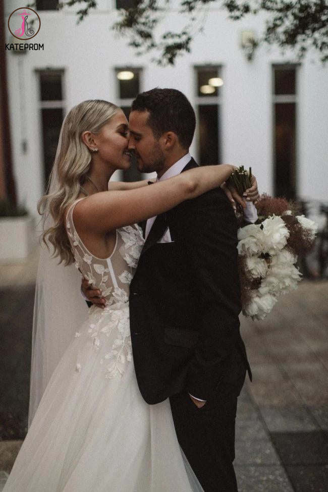 A Line V Neck Sleeveless Tulle Beach Wedding Dress with Lace Appliques KPW0586