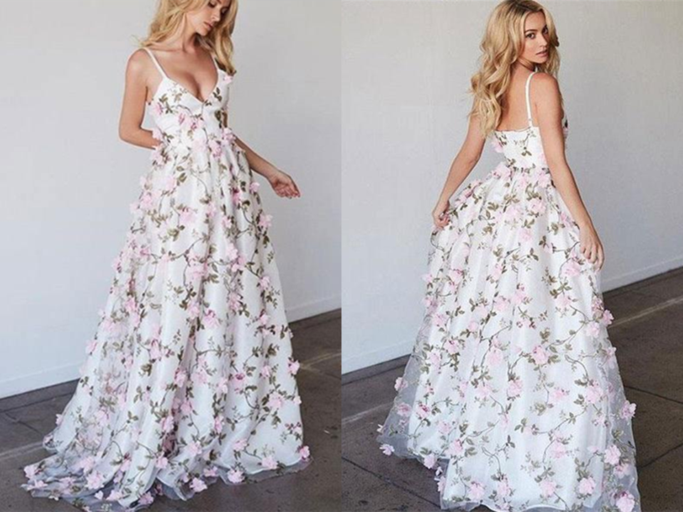 A line Spaghetti Strap Floor Length Tulle 3D Appliqued Prom Dresses KPP1416