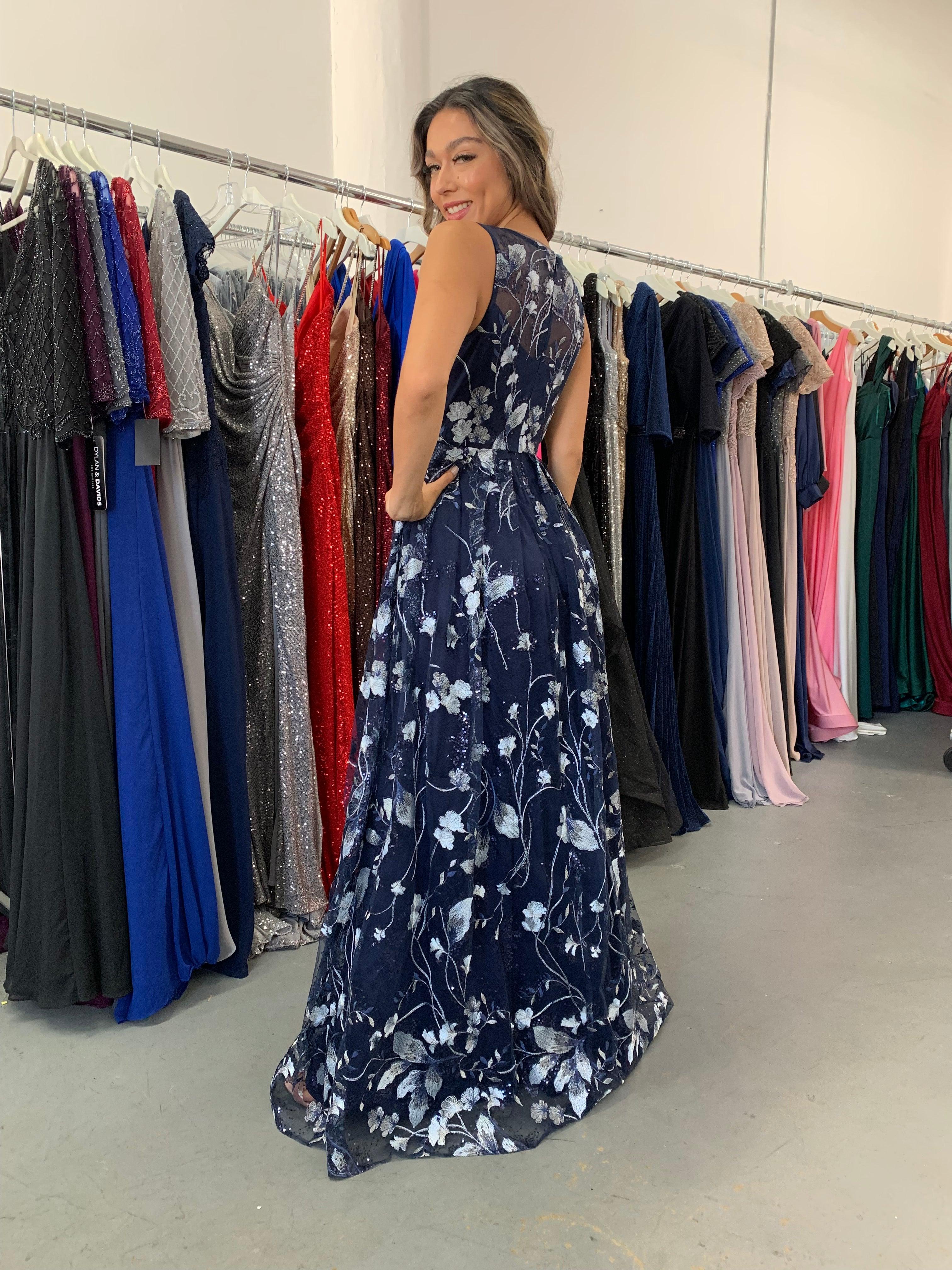 Sleeveless Long Formal Dress Size 6