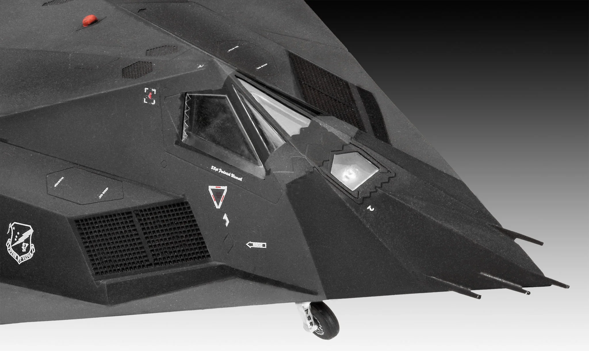 F117A Nighthawk Stealth Fighter 1:72