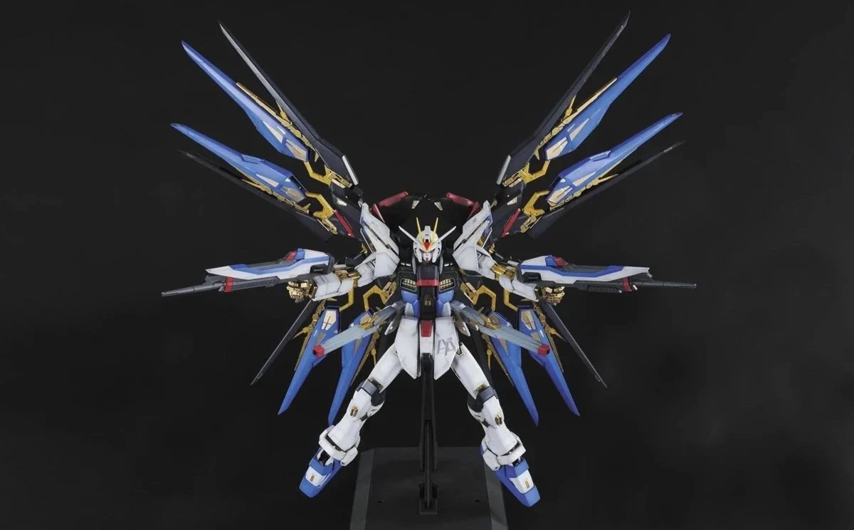 PG Strike Freedom Gundam