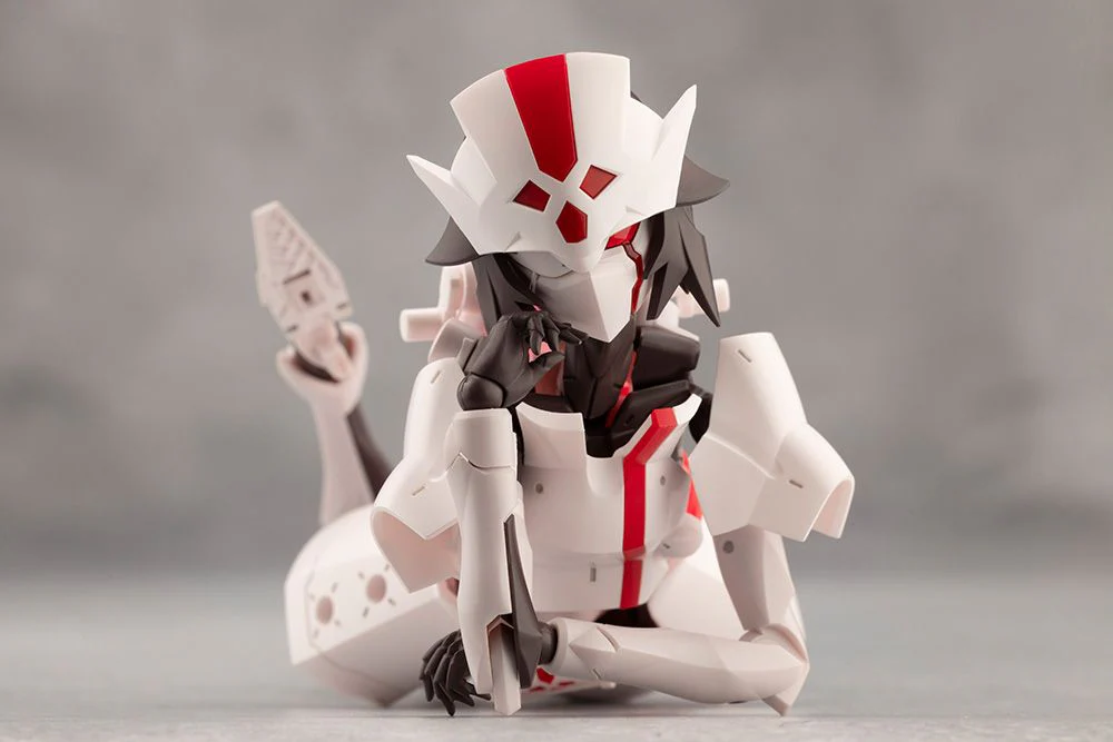 Megalomaria Unlimited Universe: Ruby Eye Model Kit