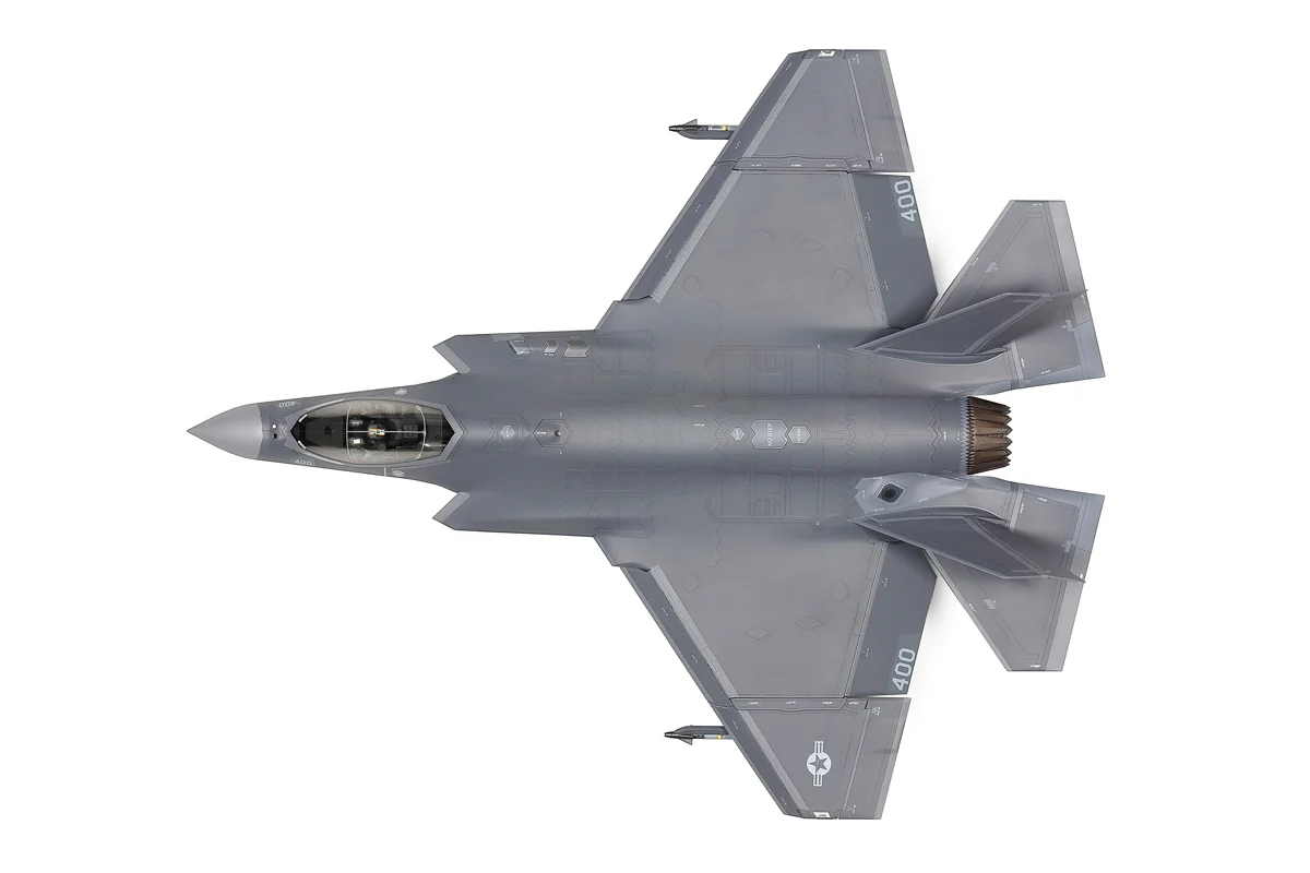 TAMIYA Lockheed F-35C Lightning II 1:48