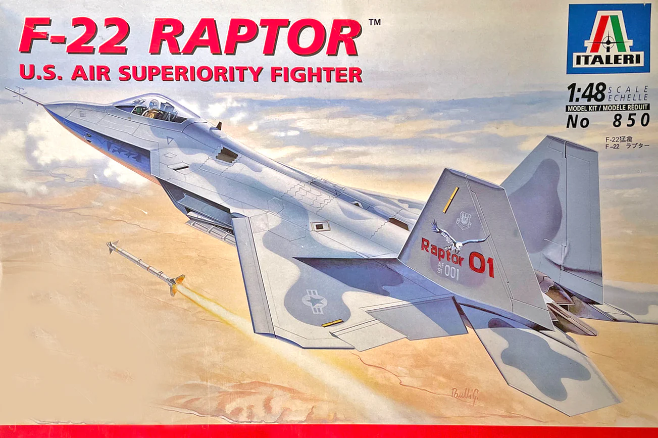 ITALERI F-22 Raptor 1:48