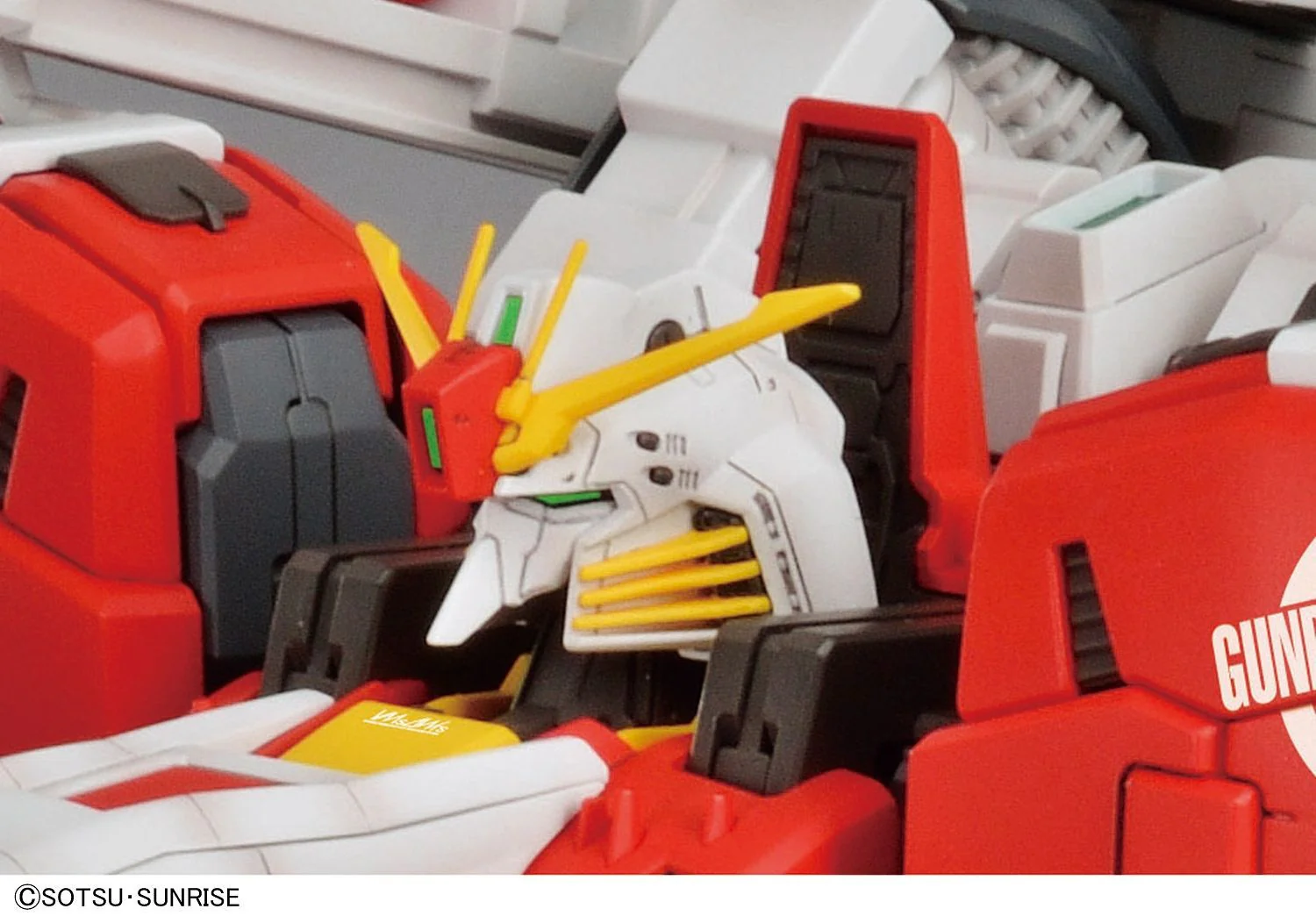 1/100 MG Deep Striker