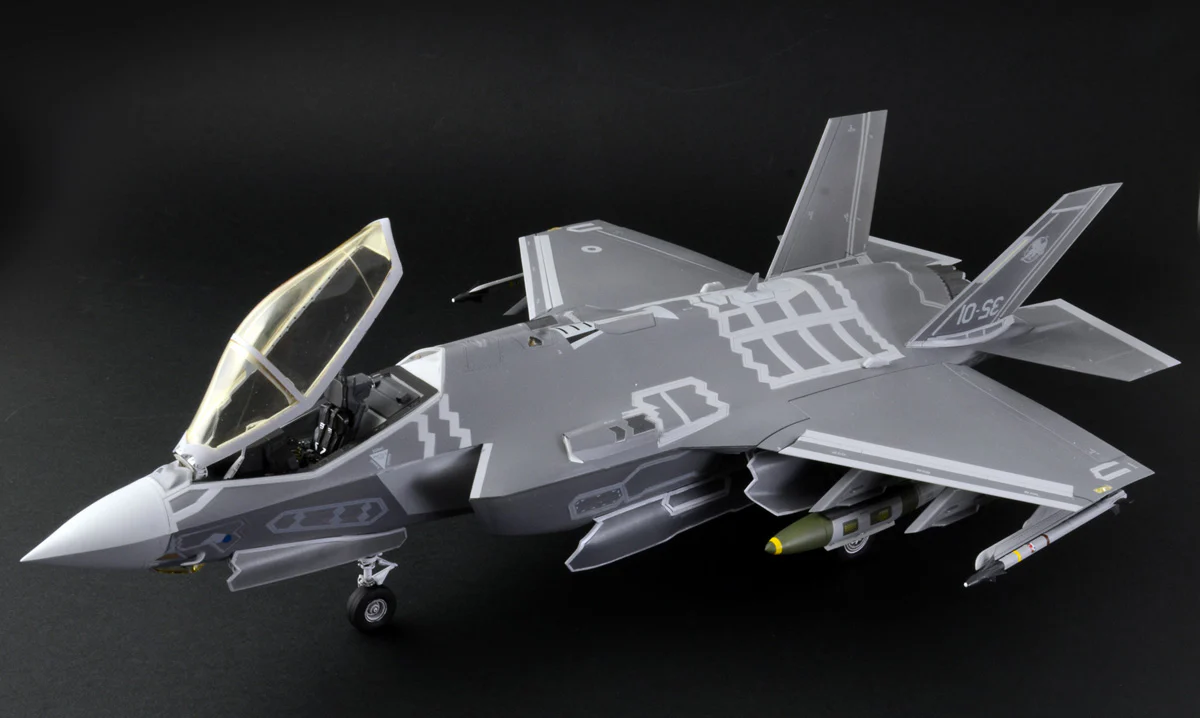 ITALERI Lockheed F-35A Lightning 1:32