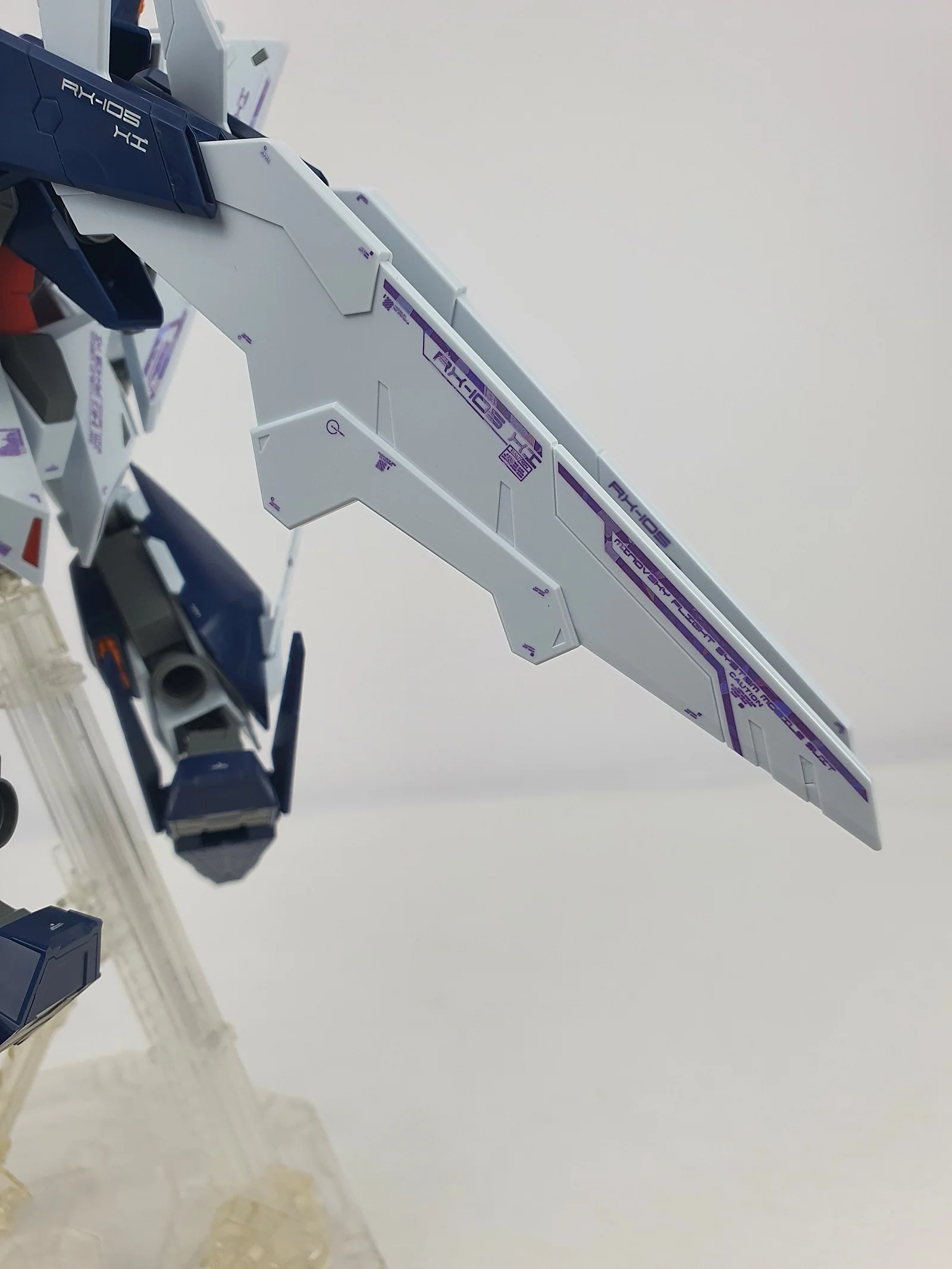HG RX-105 XI Gundam (Water Decal)