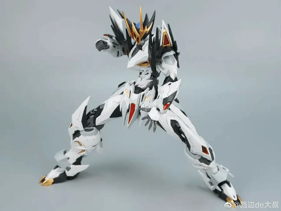 Motor Nuclear MNP-XH02A Cao Ren 1/72 Scale Model Kit