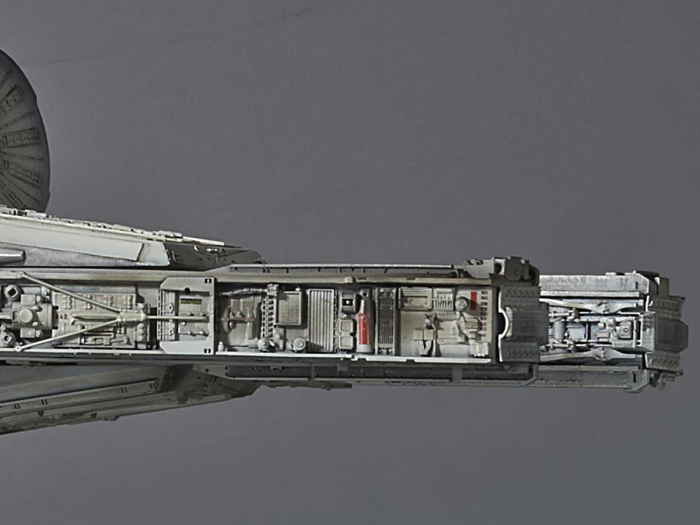 Star Wars PG Millennium Falcon (A New Hope) Model Kit