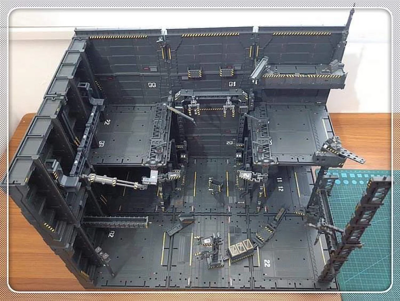 Gundam Hangar Domain Base Scenario Building Action Figure Model 14 Boxes