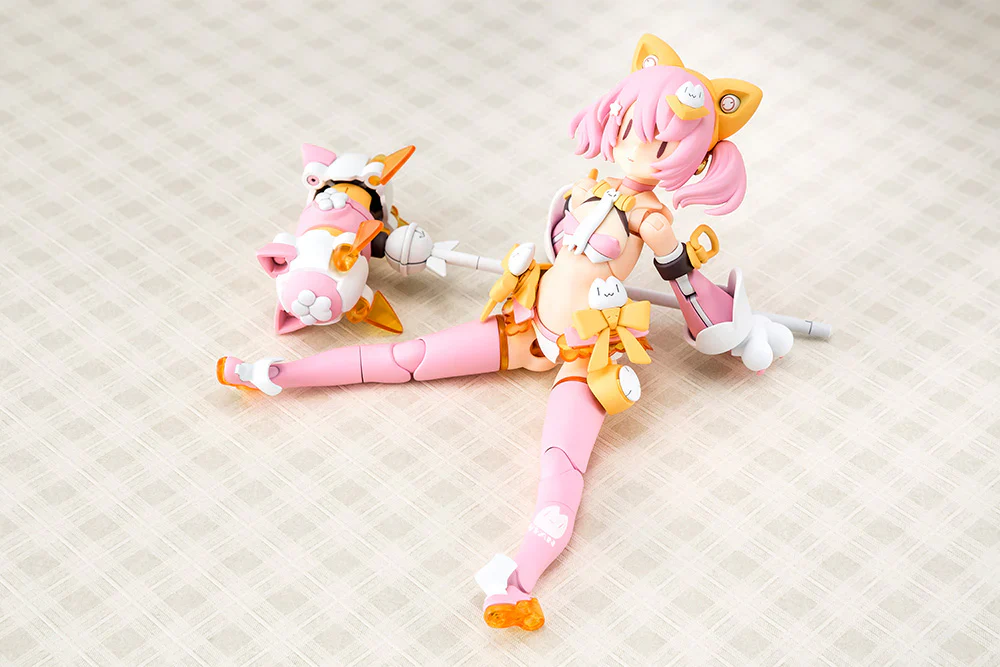 Megami Device #26 PUNI MOFU Mao1/1 Scale Model Kit