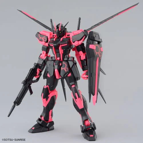 MG 1/100 AILE STRIKE GUNDAM Ver.RM [RECIRCULATION COLOR/NEON PINK]