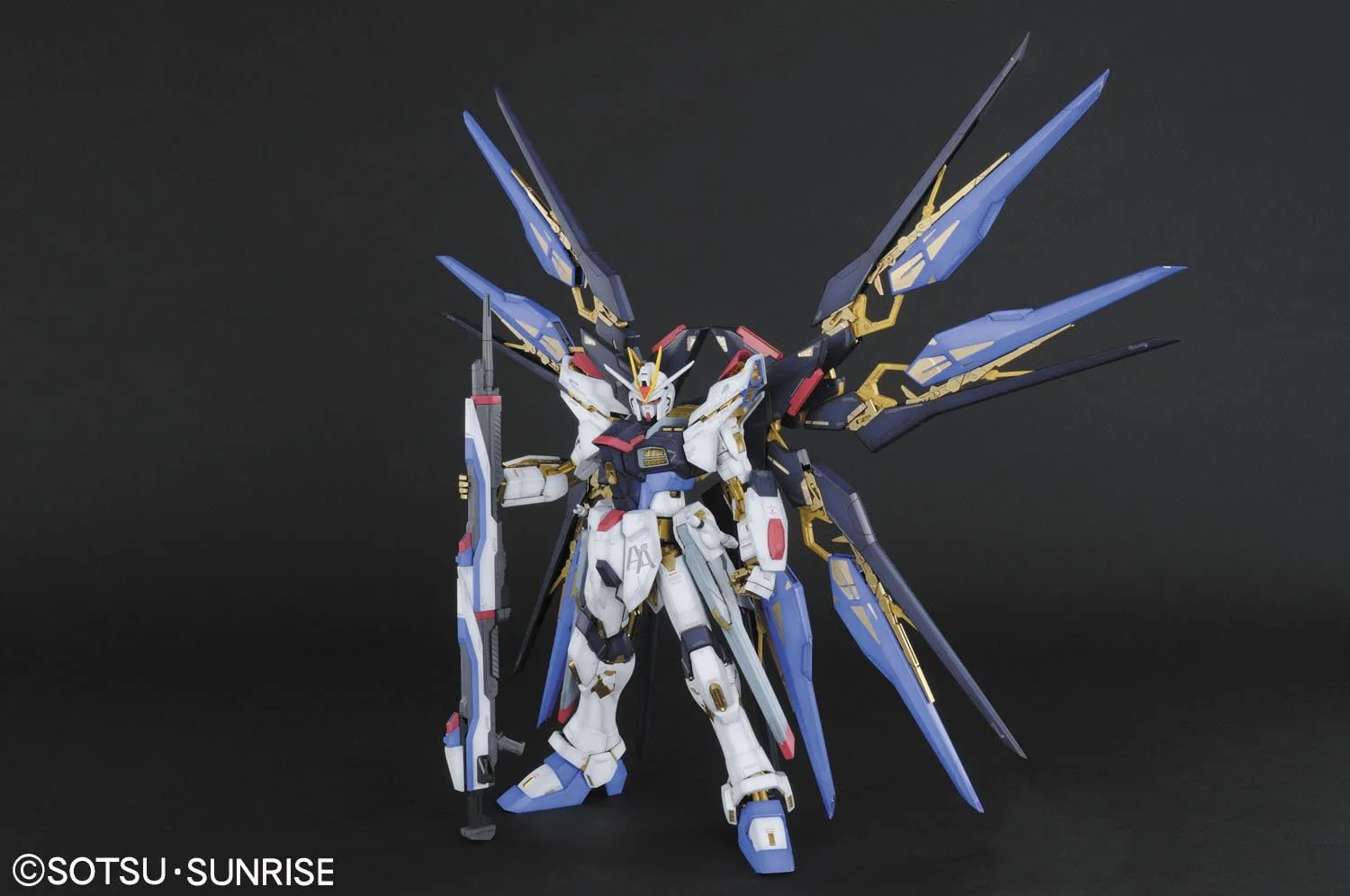 PG Strike Freedom Gundam