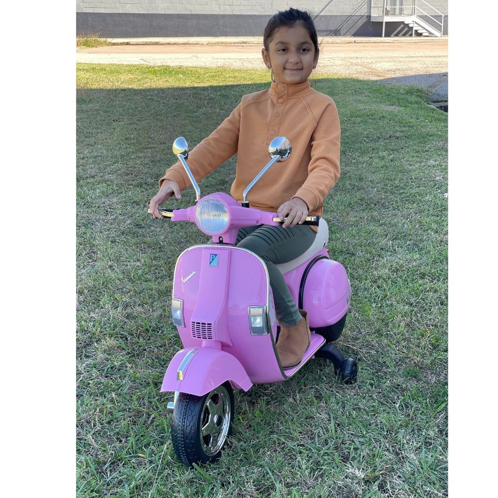 Vespa Scooter - Pink