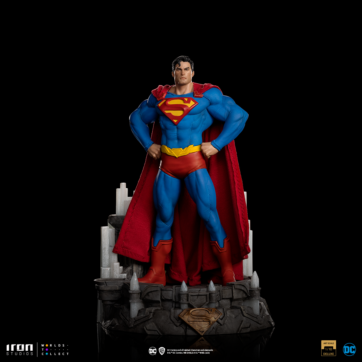 Superman Deluxe Art Scale 1/10 – Dc Comics