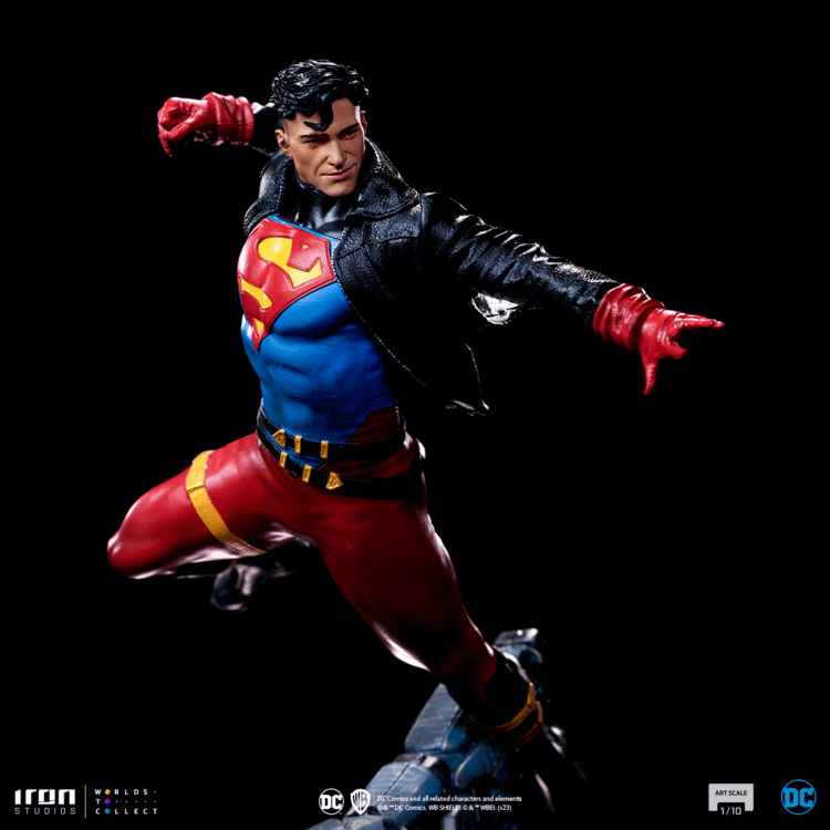 Super Boy Art Scale 1/10 - Dc Comics - Iron Studios