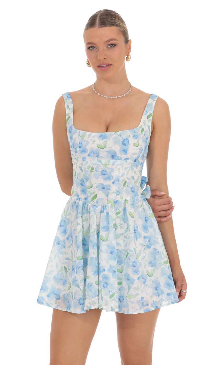 Floral Open Back Flare Dress in White and Blue