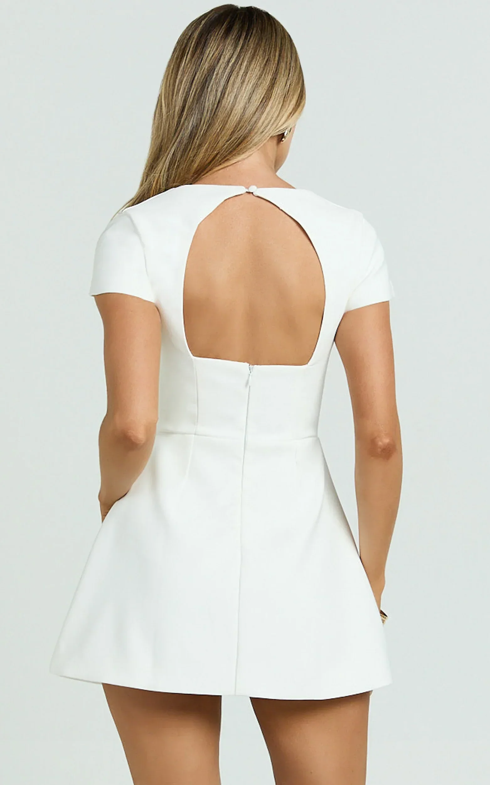 Yuna Mini Dress Cap Sleeve Open Back Fit And Flare Tulip Dress in White