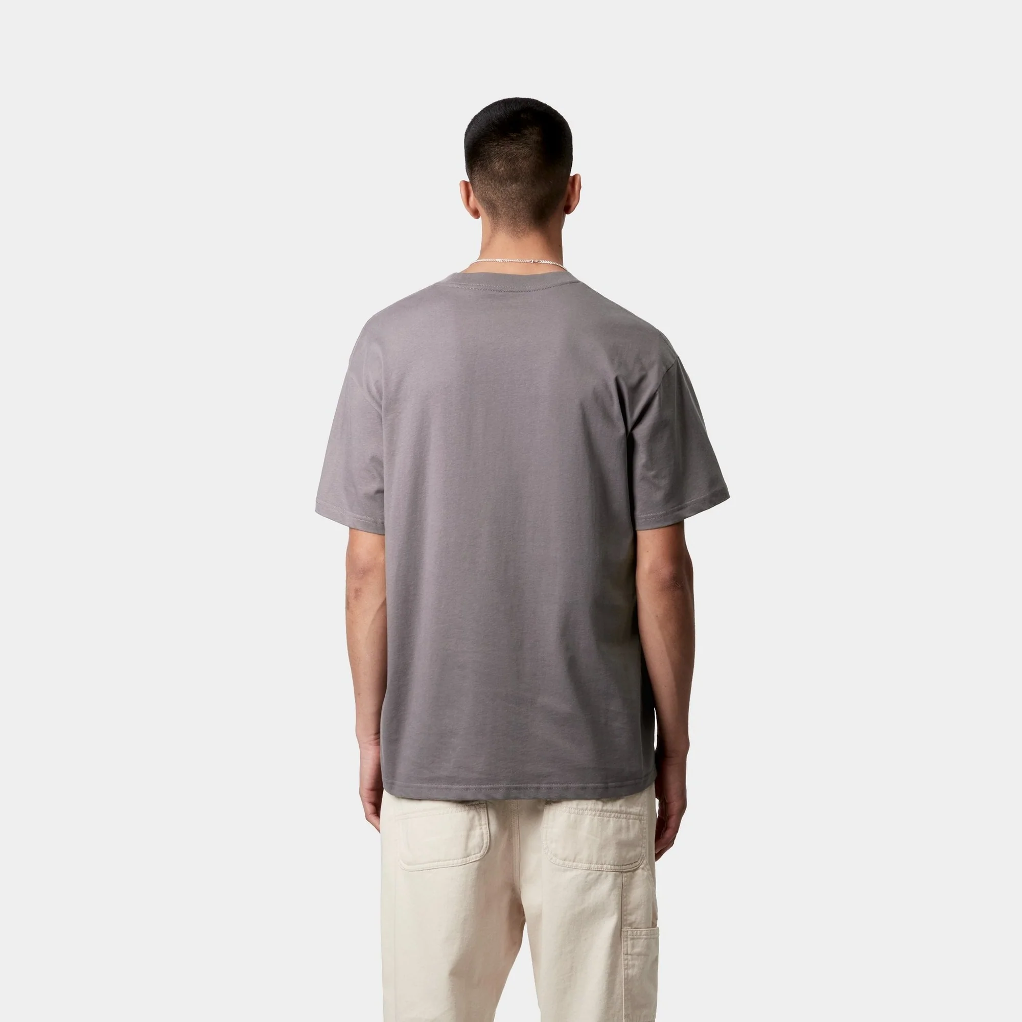 Rivet Script T-Shirt | Manta