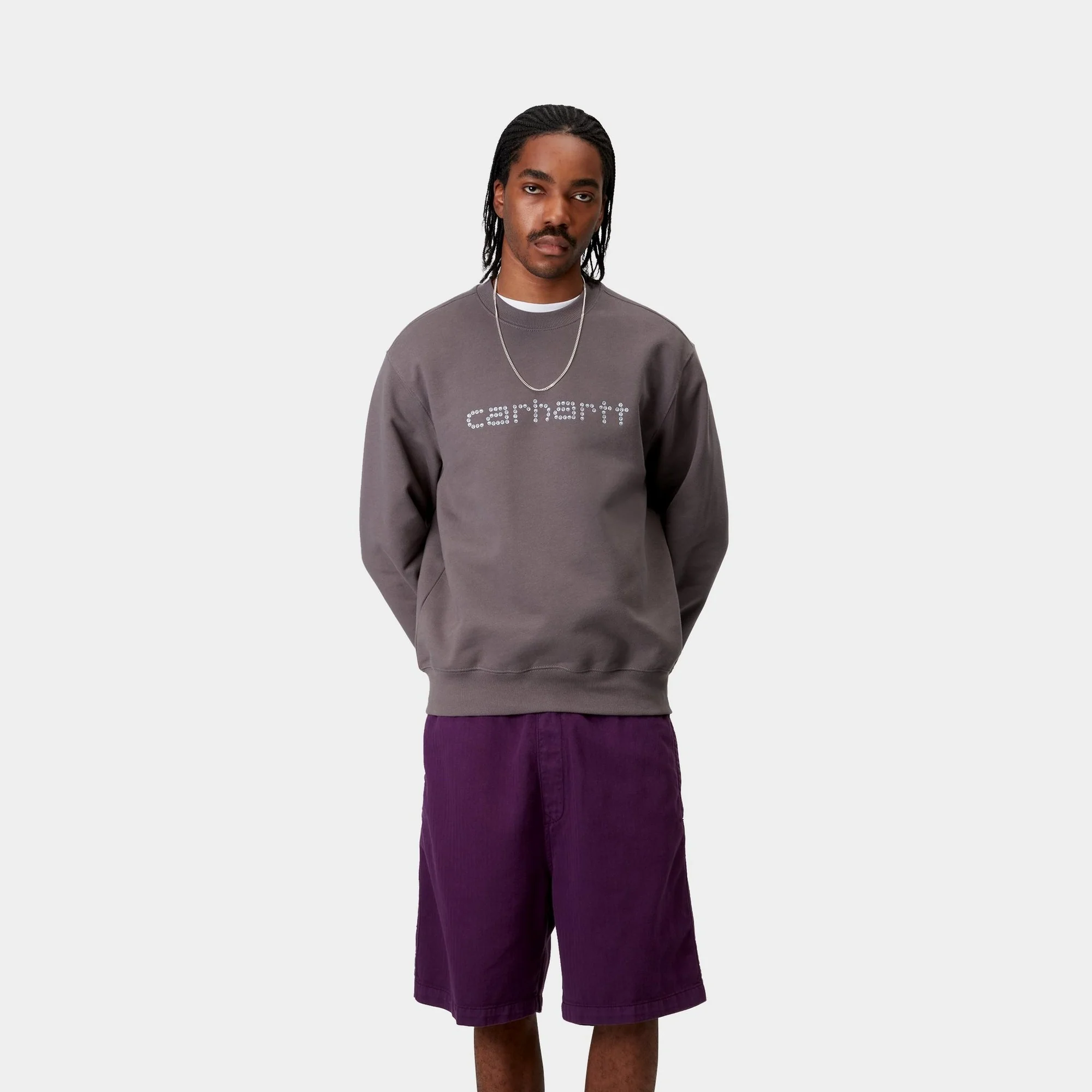 Rivet Script Sweatshirt | Manta