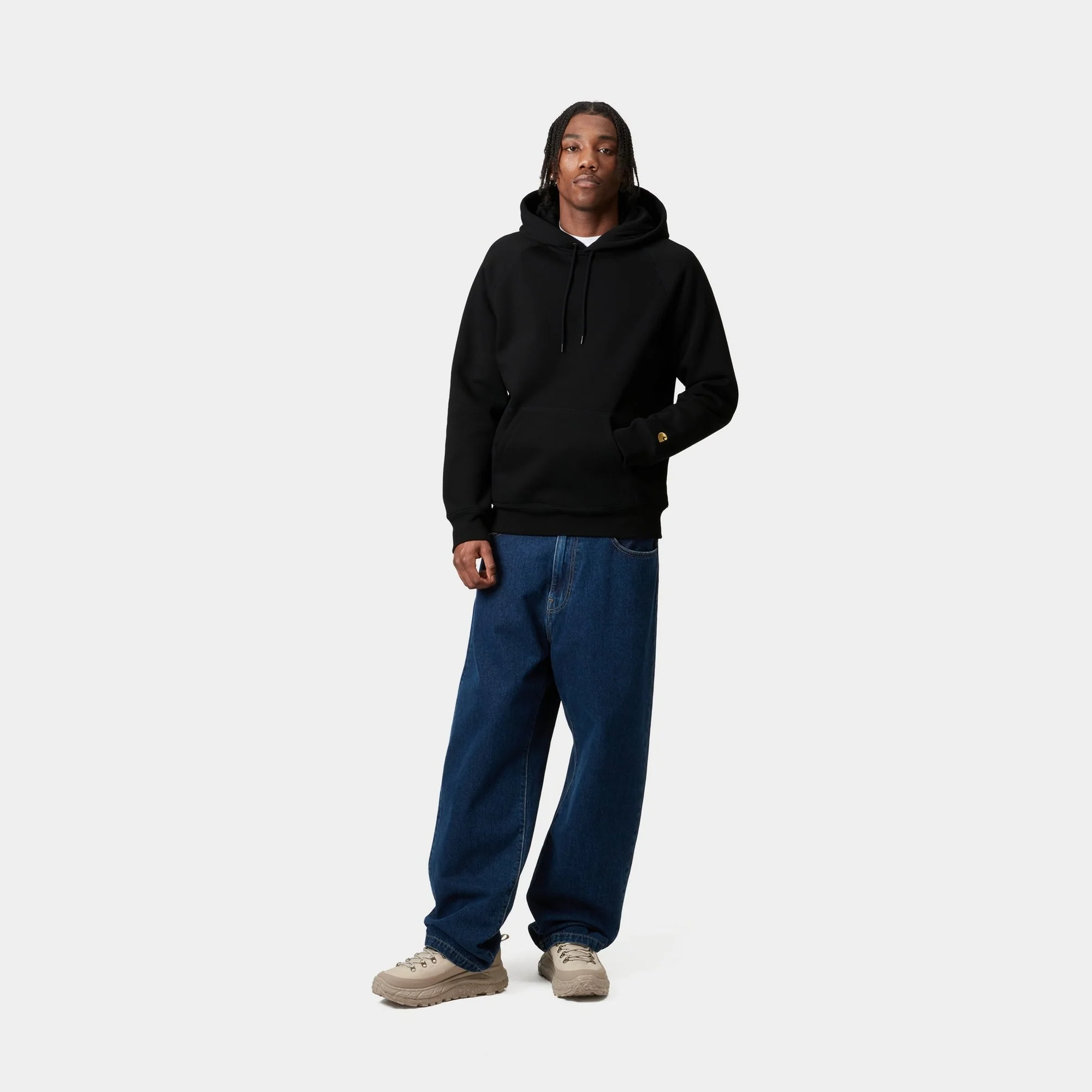 Hooded Chase Sweatshirt | Black