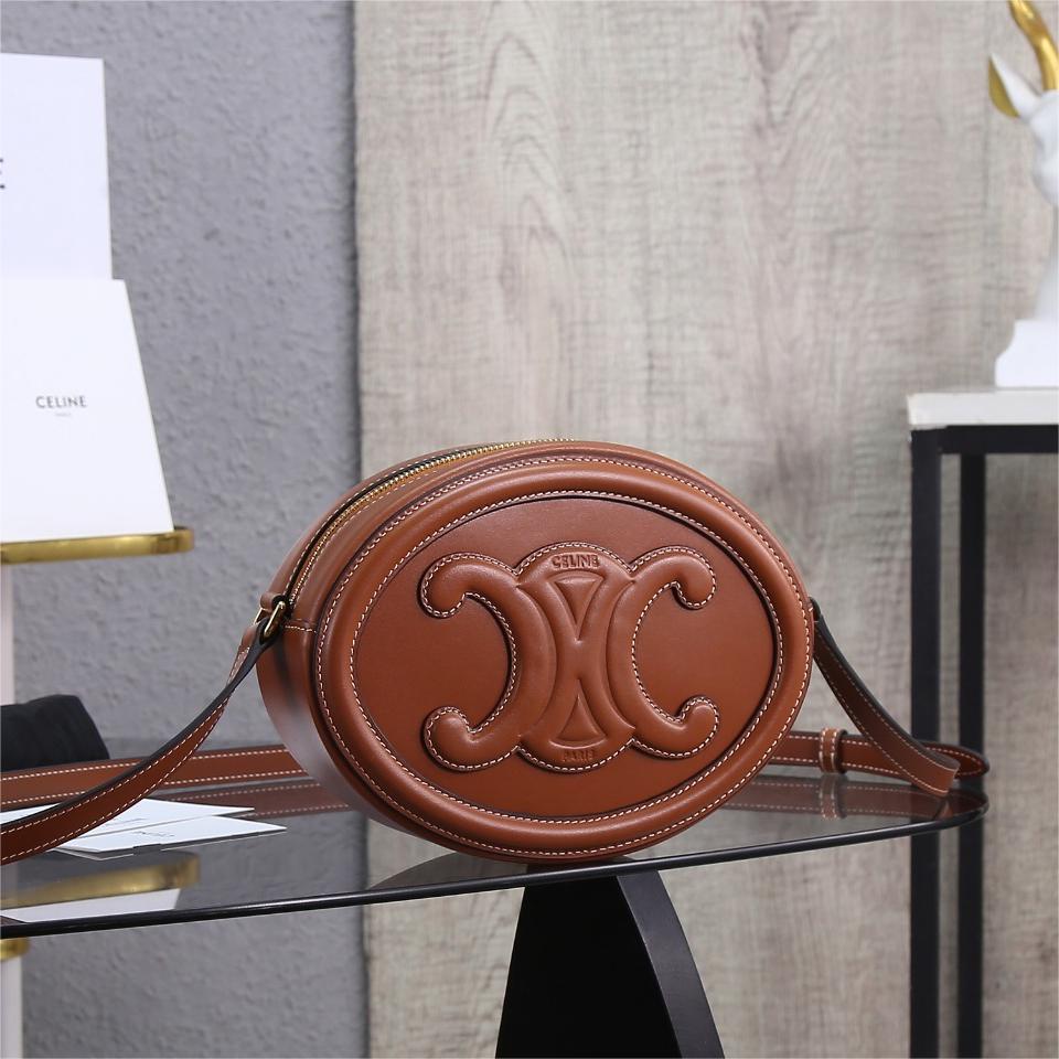 CELINE-cuirtriomphe-20cm