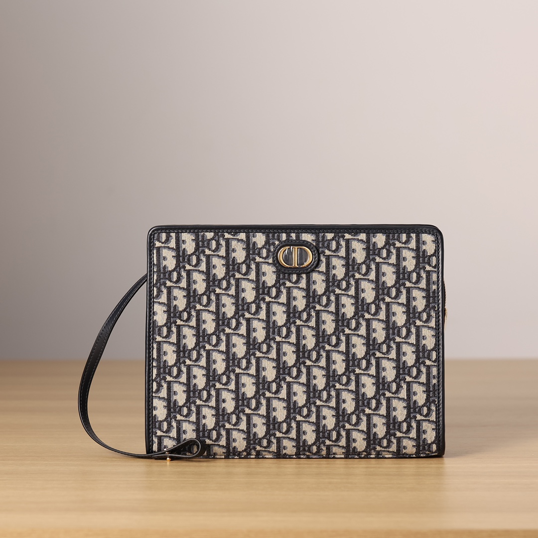 Dior-30 Montaigne-26cm