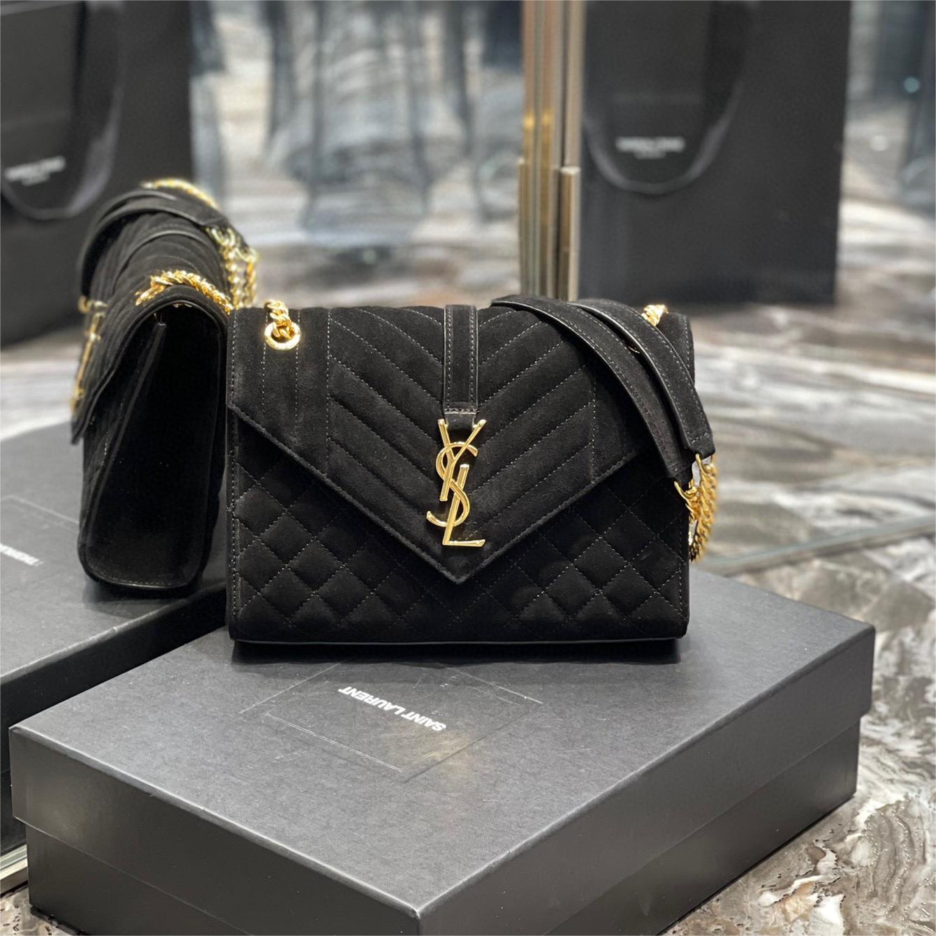 Ysl-Envelope-24cm