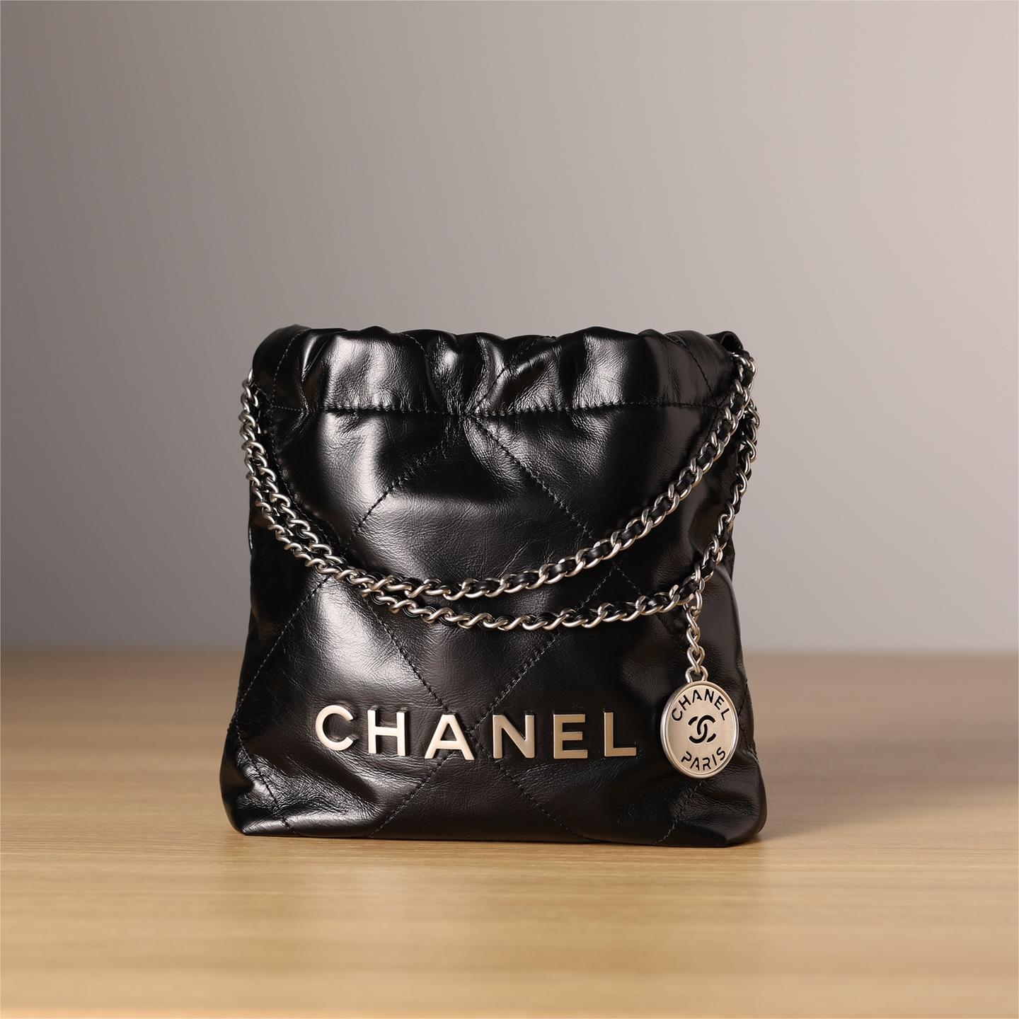 Chanel -22 bag mini -20cm