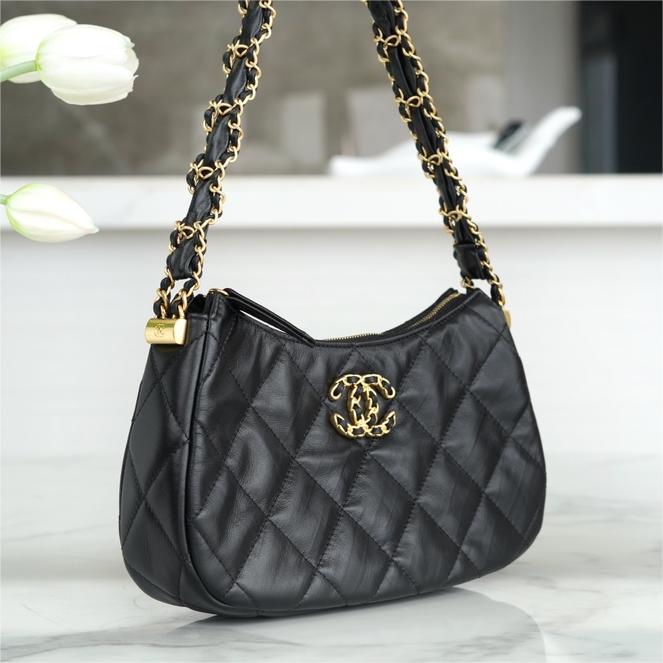 Chanel -23K 19 Hobo-23cm