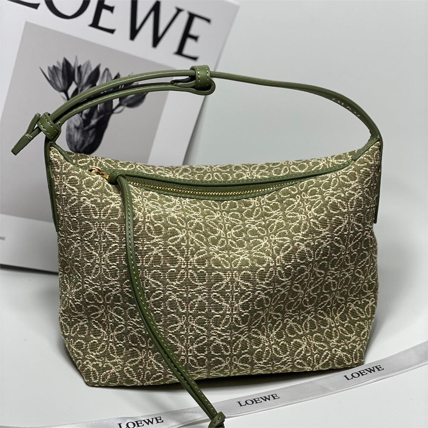 Loewe-LoeweCubi-20.5cm