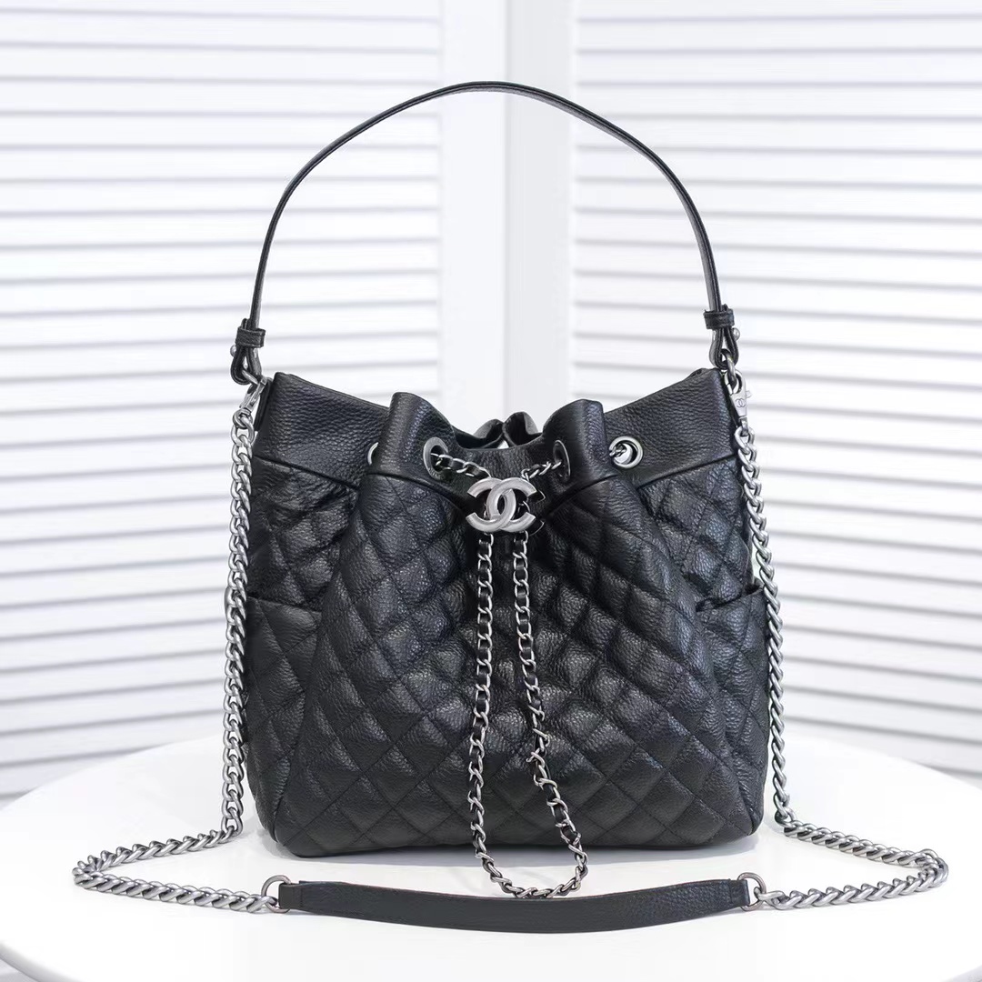 Chanel-Bucket bag-27cm