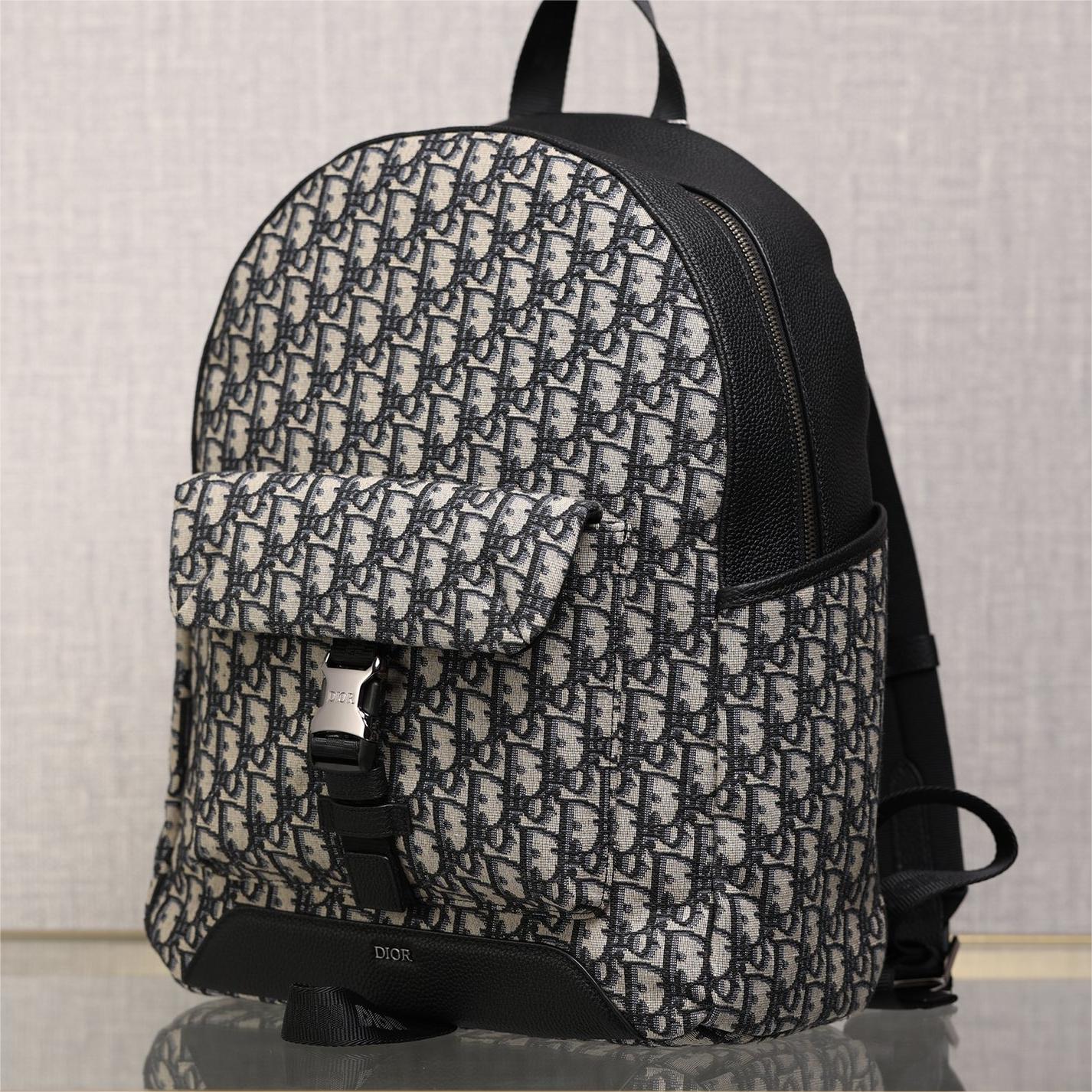 Dior-Explorer-30cm