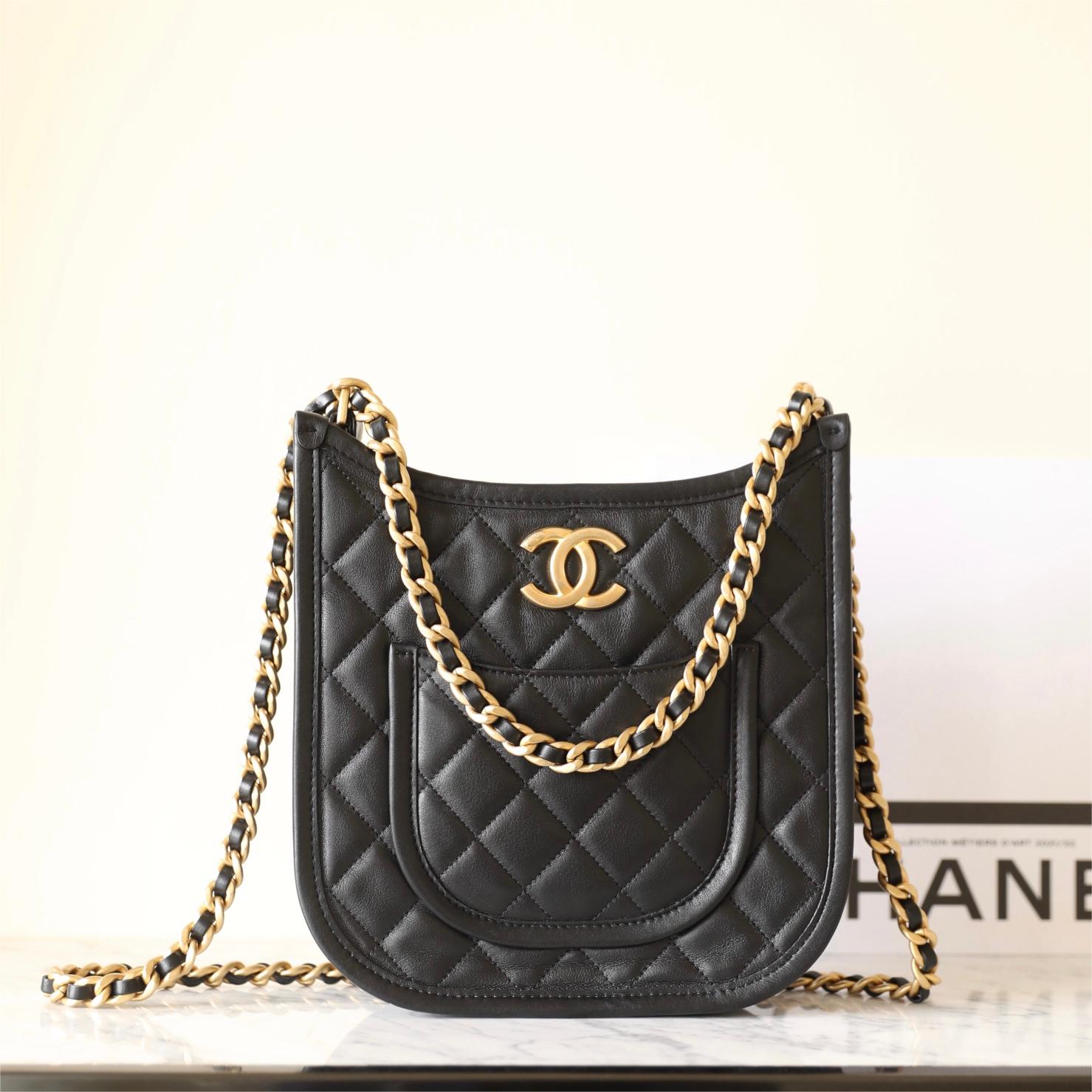 Chanel-24S hobo-24cm