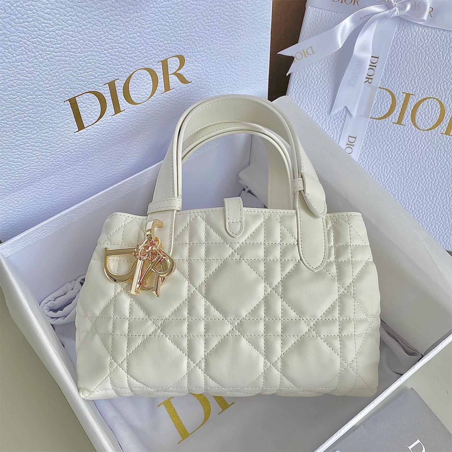 Dior-Toujours-23cm