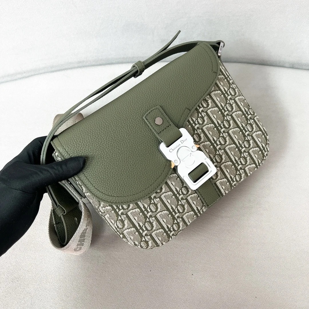 Dior-Saddle Bag-23cm