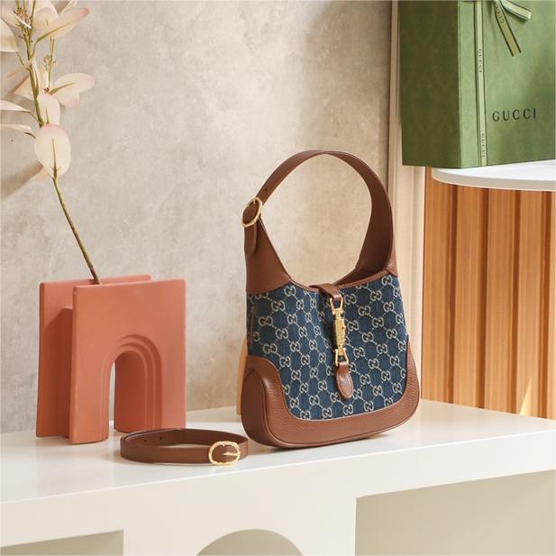 Gucci-Jakie-28cm
