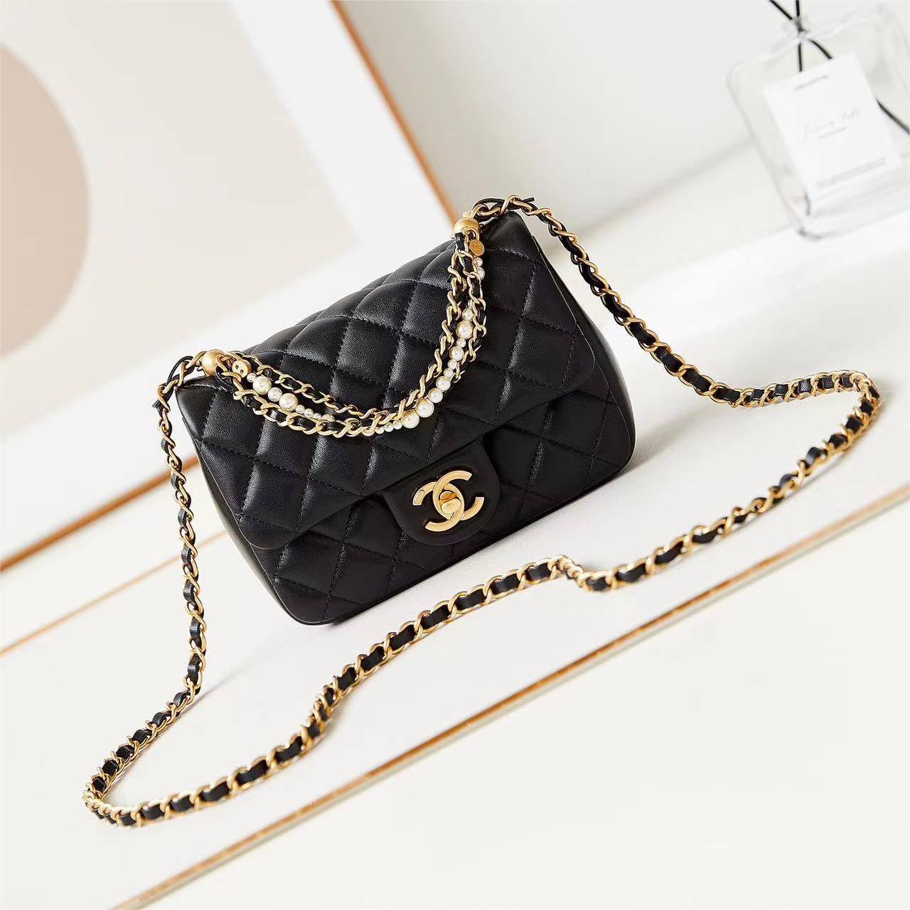 Chanel -24P Flap Bag-17cm