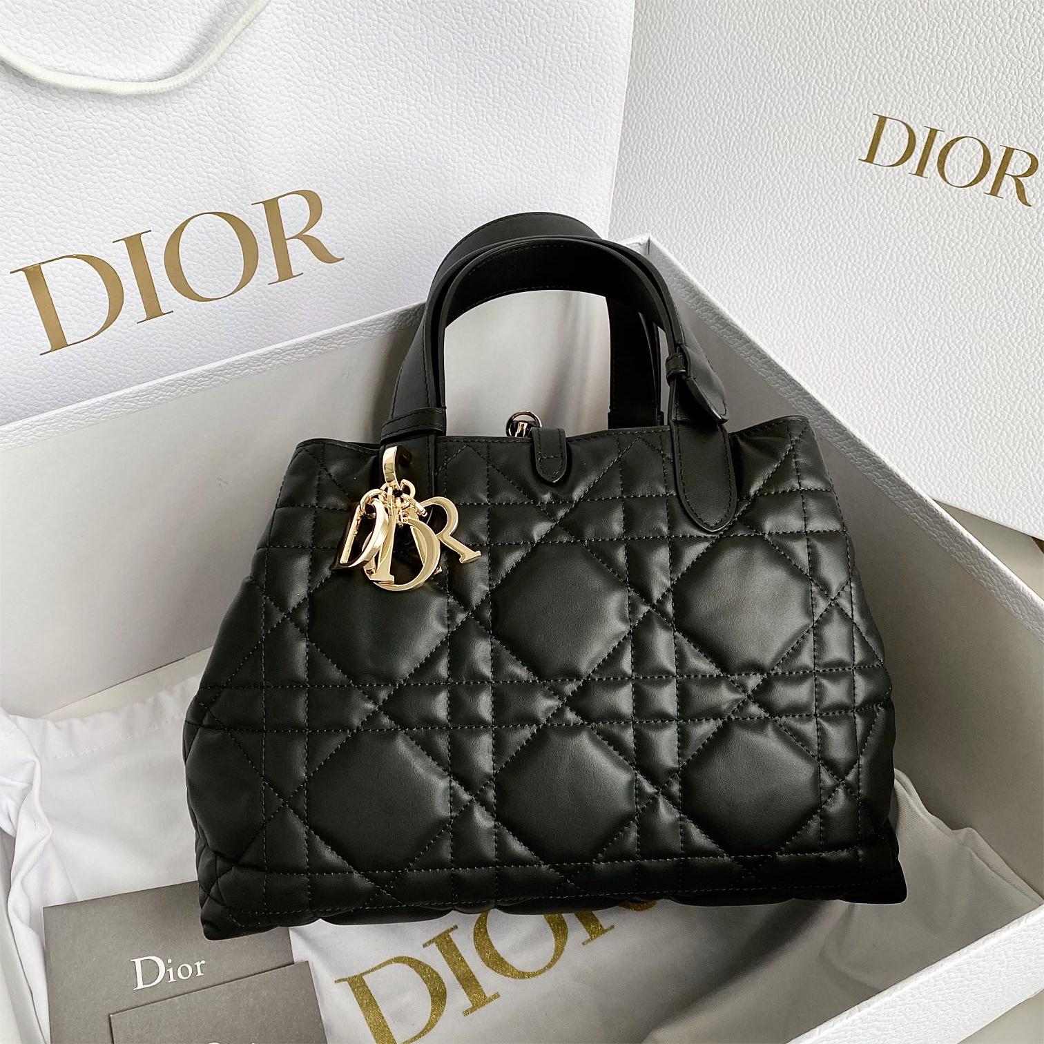 Dior-Toujours-28.5cm