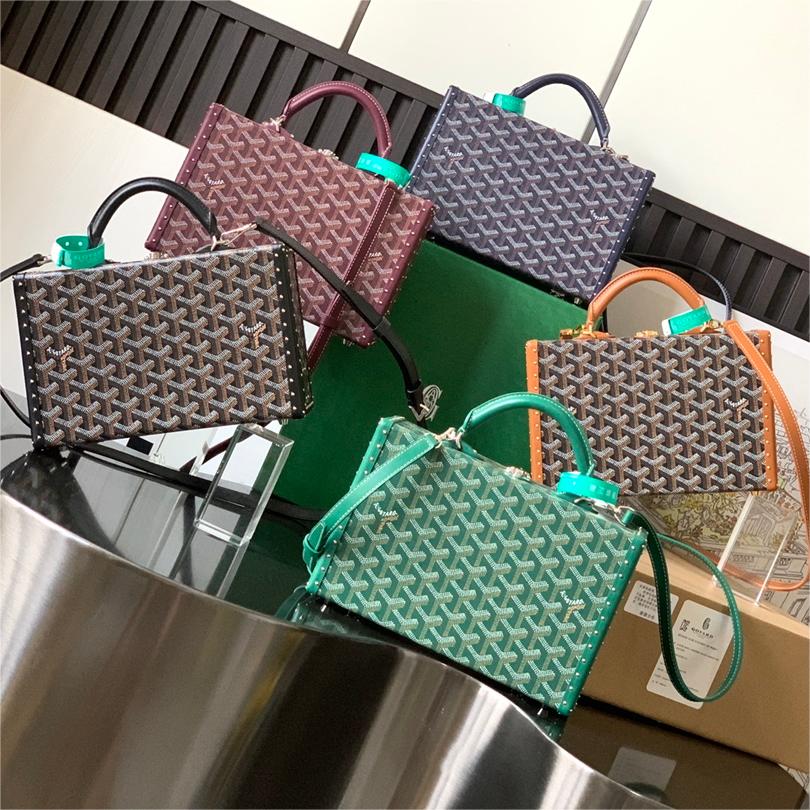 Goyard-Hôtel-24.5cm
