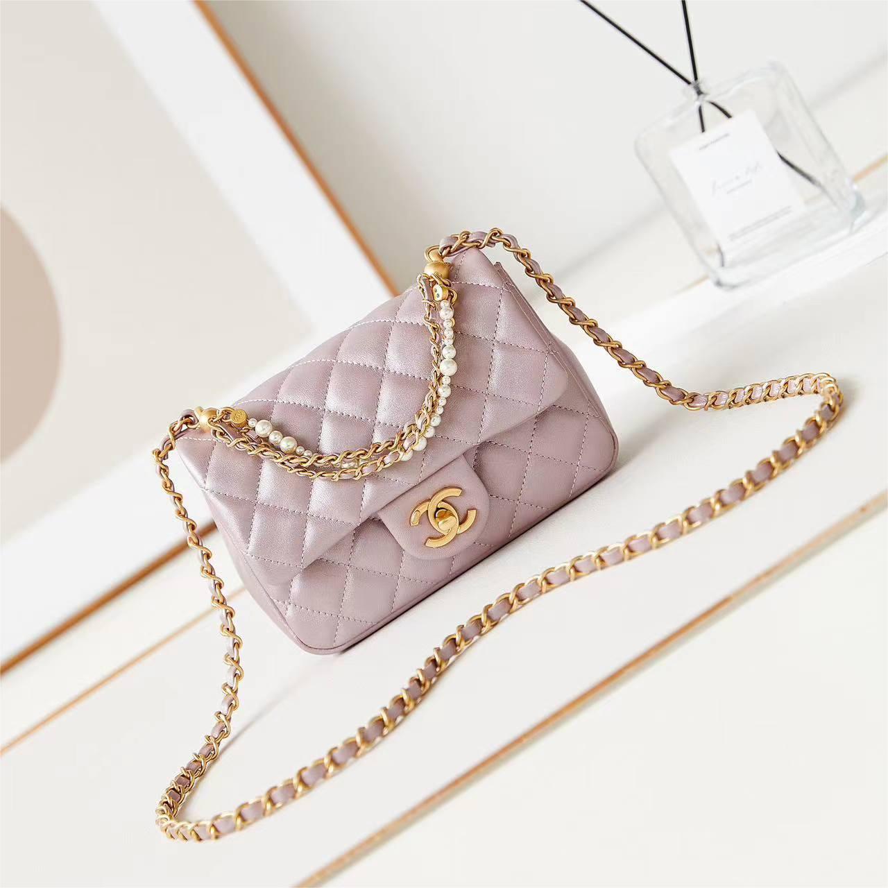 Chanel -24P Flap Bag-17cm