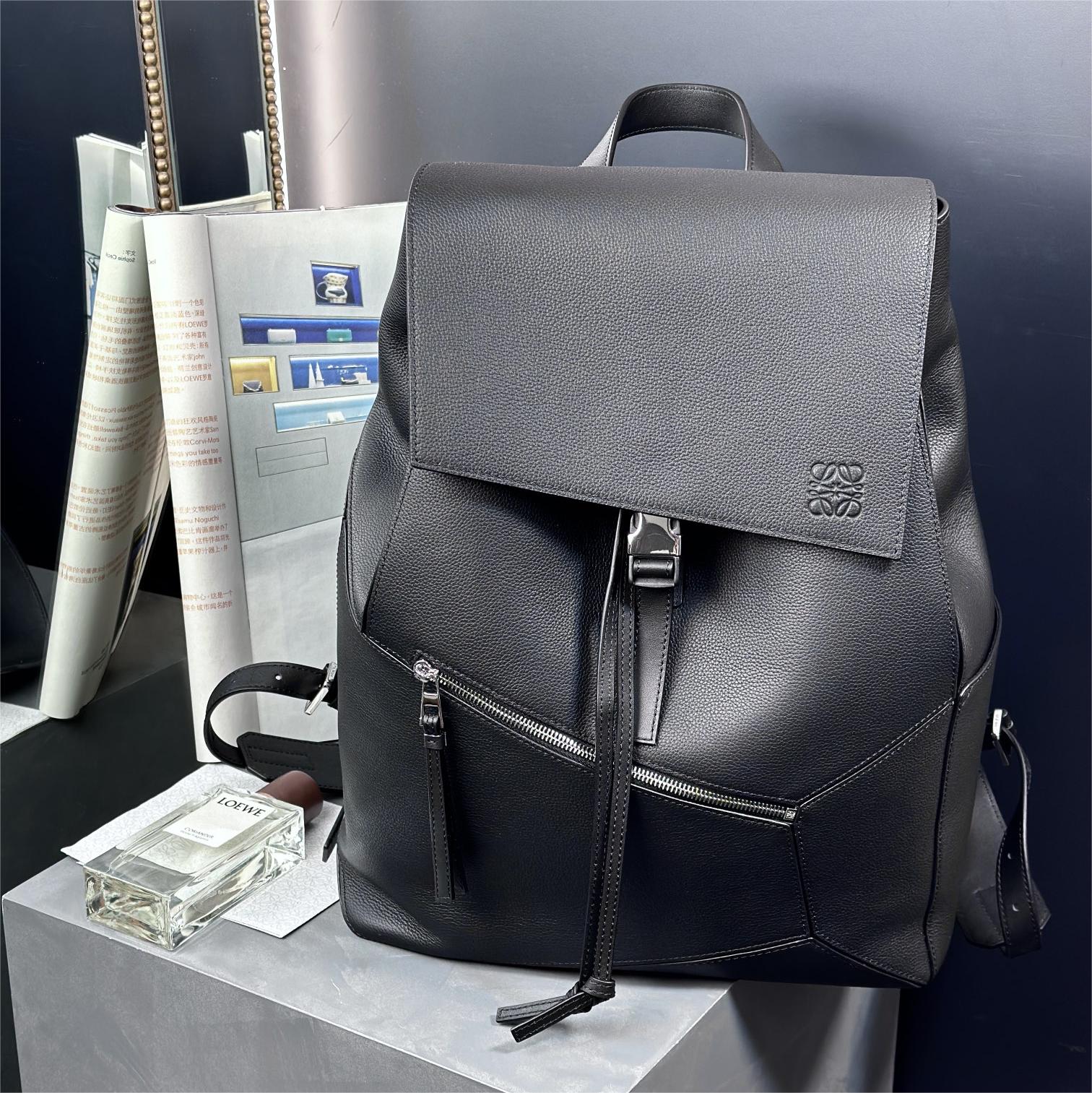 Loewe-BackPack-33cm