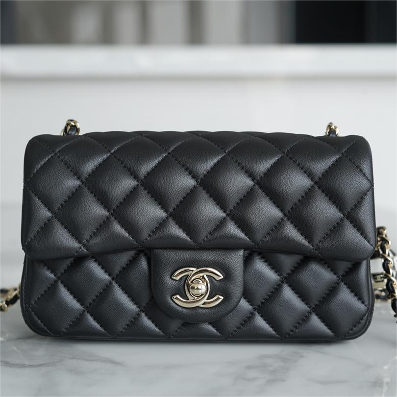 Chanel -24C Flap Bag-20cm