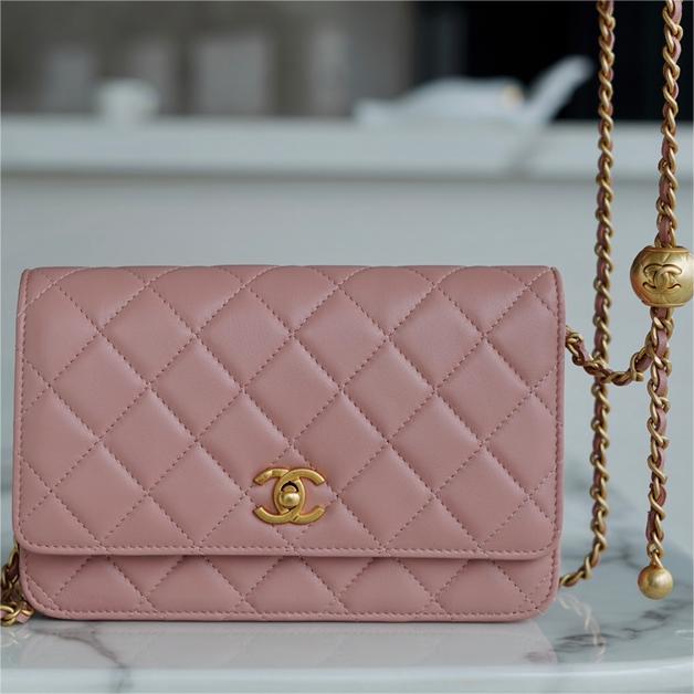Chanel -Woc-19cm
