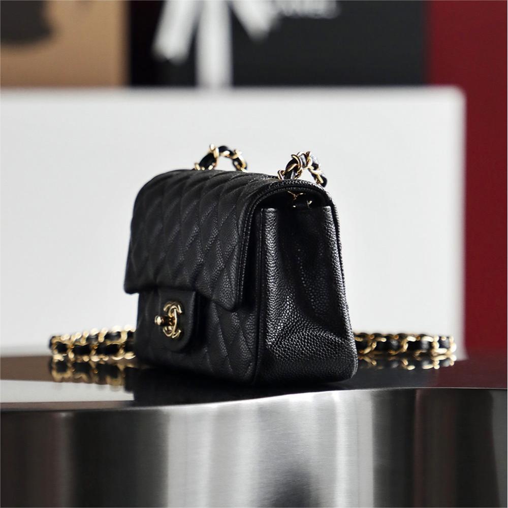 Chanel -Classic Flap Mini -20cm