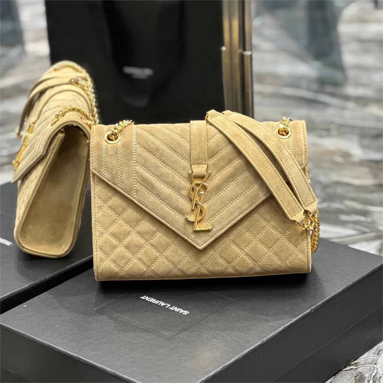 Ysl-Envelope-24cm