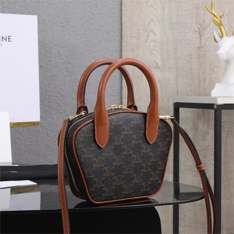 CELINE-TRIOMPHE-20cm