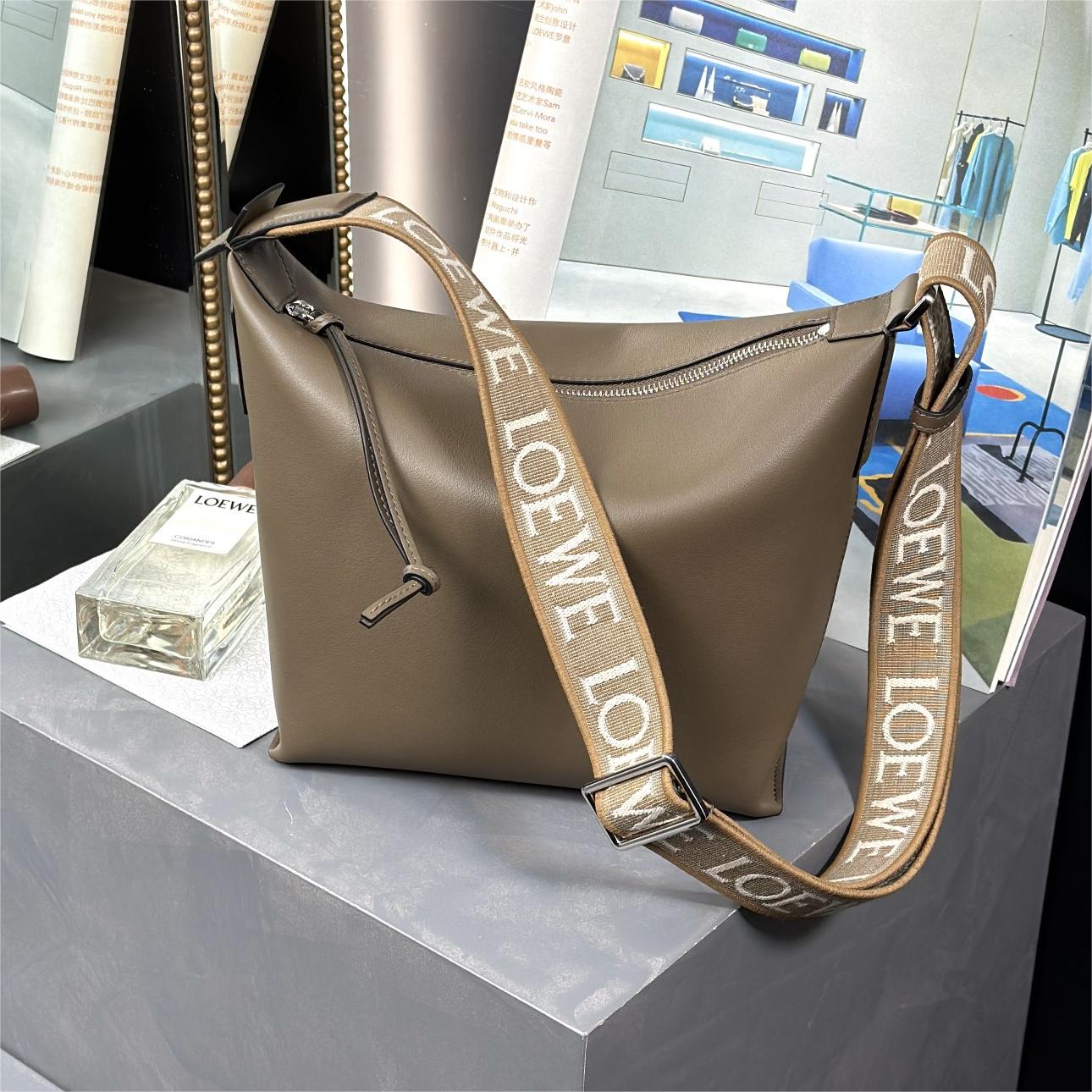 Loewe-Cubi-29.5cm