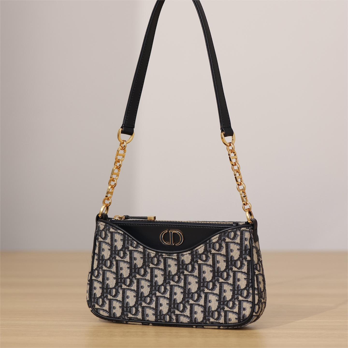 Dior-30Montaigne hobo avenue-21cm